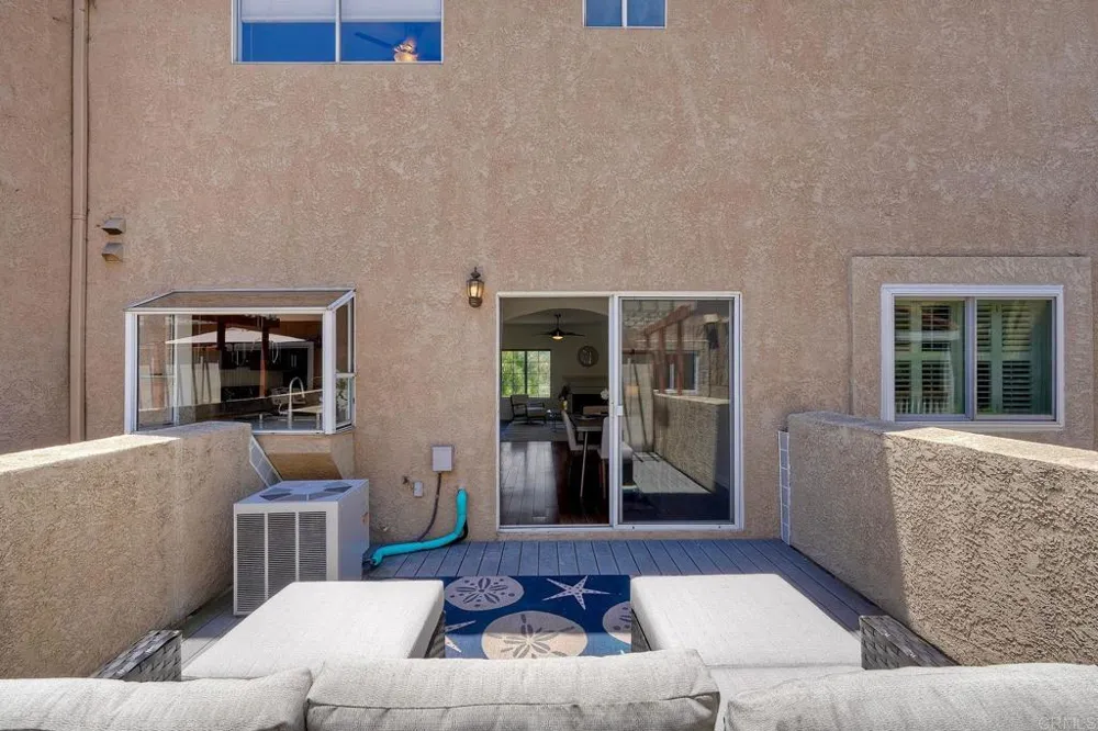 7747 Caminito Monarca #108 Carlsbad, CA 92009