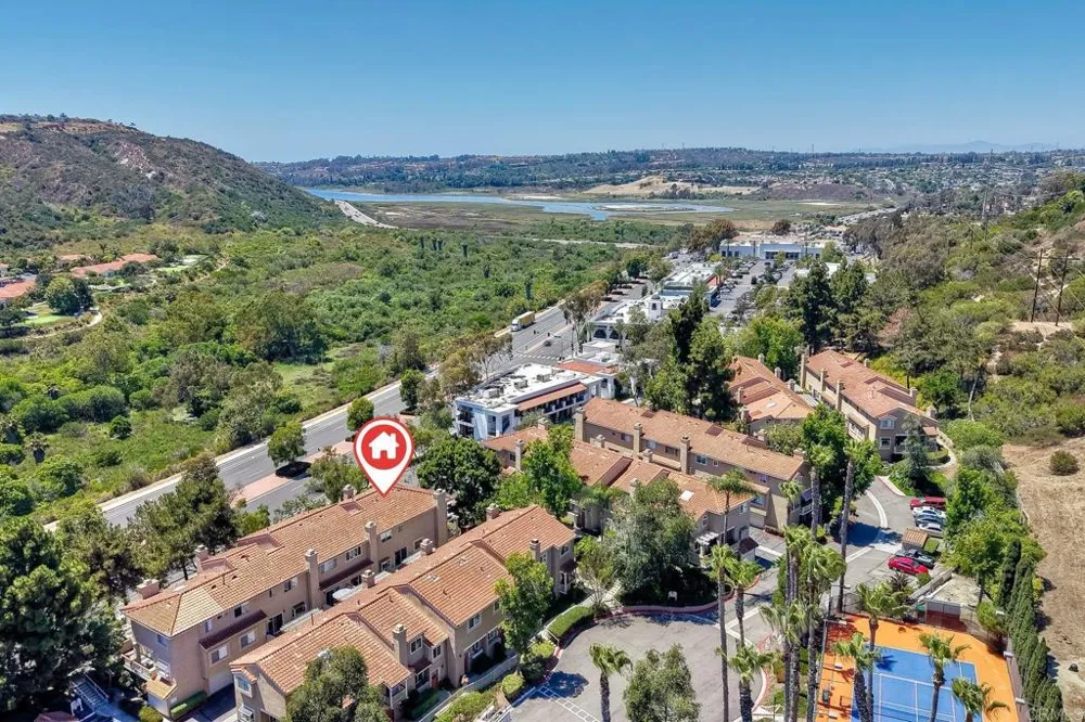 7747 Caminito Monarca #108 Carlsbad, CA 92009