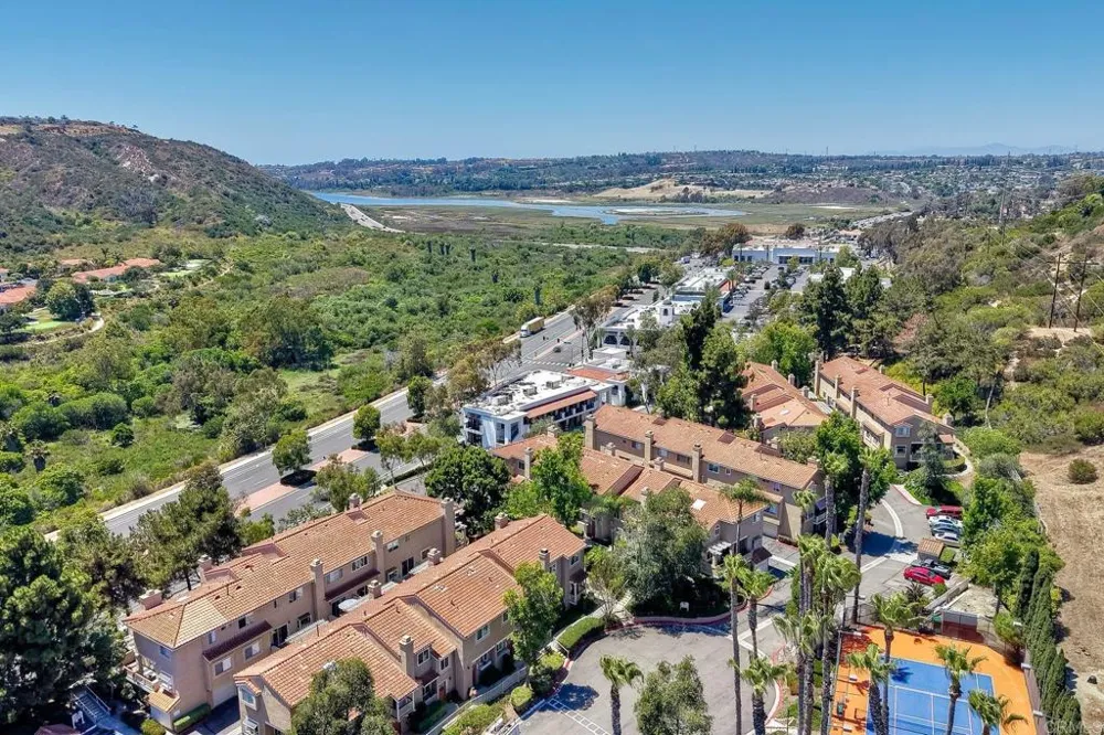 7747 Caminito Monarca #108 Carlsbad, CA 92009