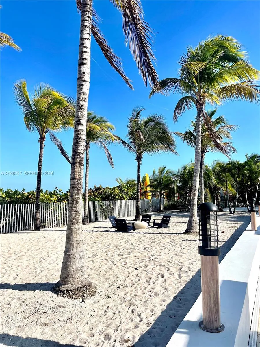 607 Ocean Dr #3K Key Biscayne, FL 33149