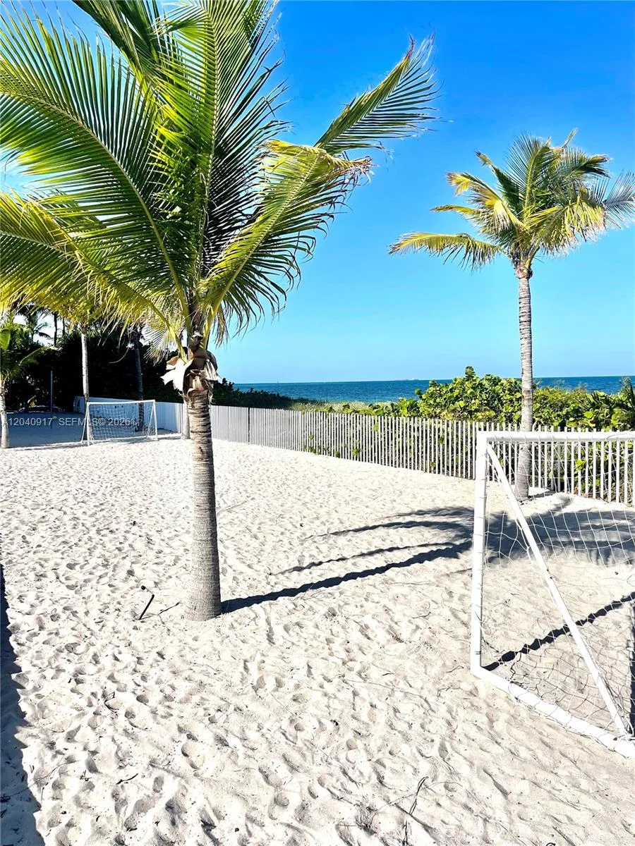607 Ocean Dr #3K Key Biscayne, FL 33149
