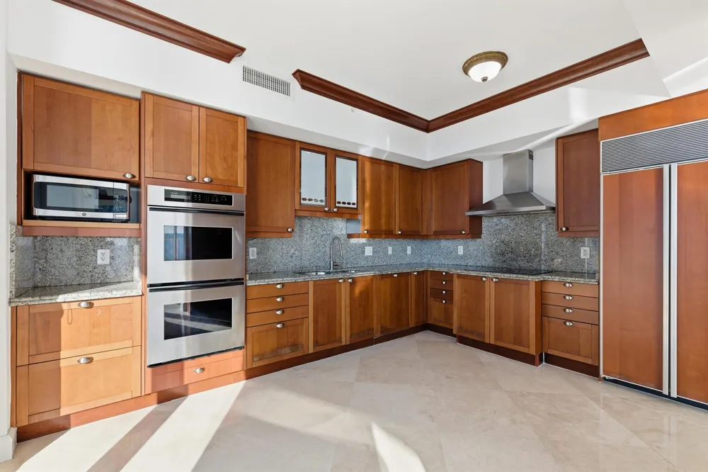 1063 Hillsboro Mile #301 Hillsboro Beach, FL 33062