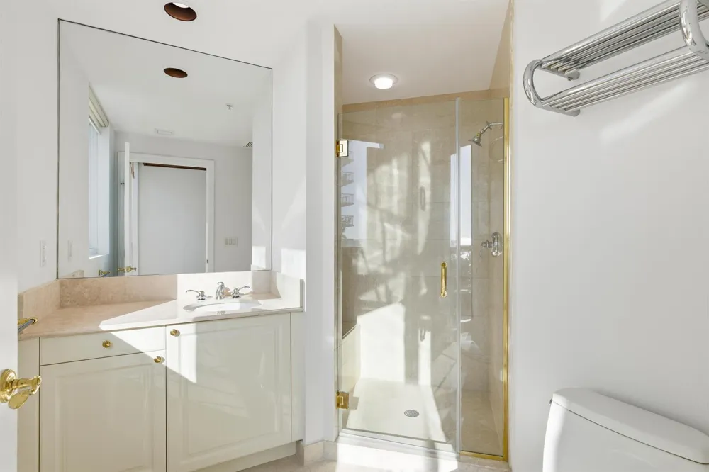 1063 Hillsboro Mile #301 Hillsboro Beach, FL 33062