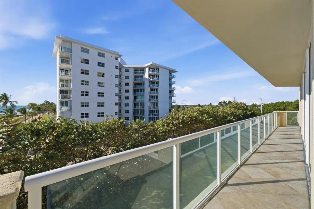 1063 Hillsboro Mile #301 Hillsboro Beach, FL 33062