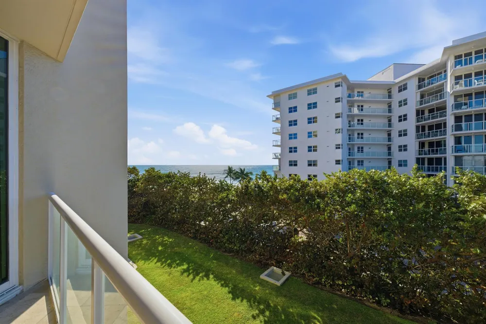 1063 Hillsboro Mile #301 Hillsboro Beach, FL 33062