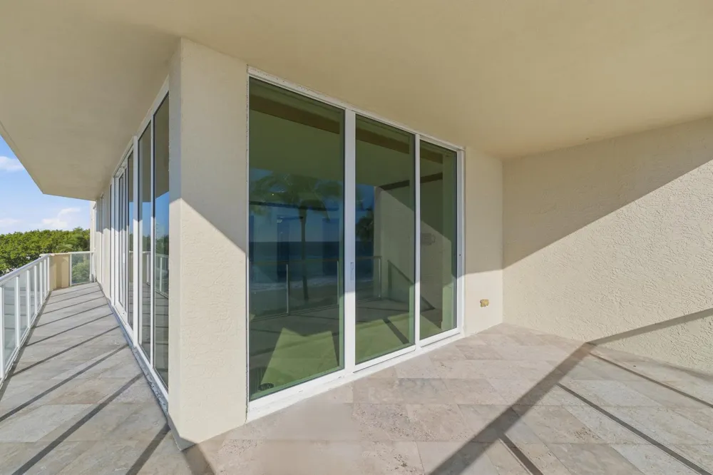 1063 Hillsboro Mile #301 Hillsboro Beach, FL 33062