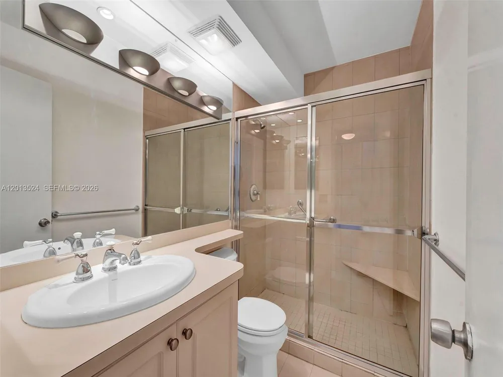 9420 W Flagler St #312 Miami, FL 33174