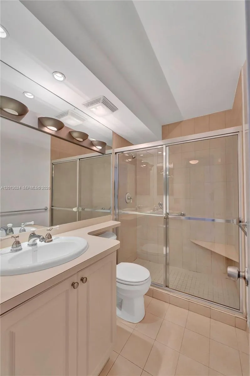 9420 W Flagler St #312 Miami, FL 33174