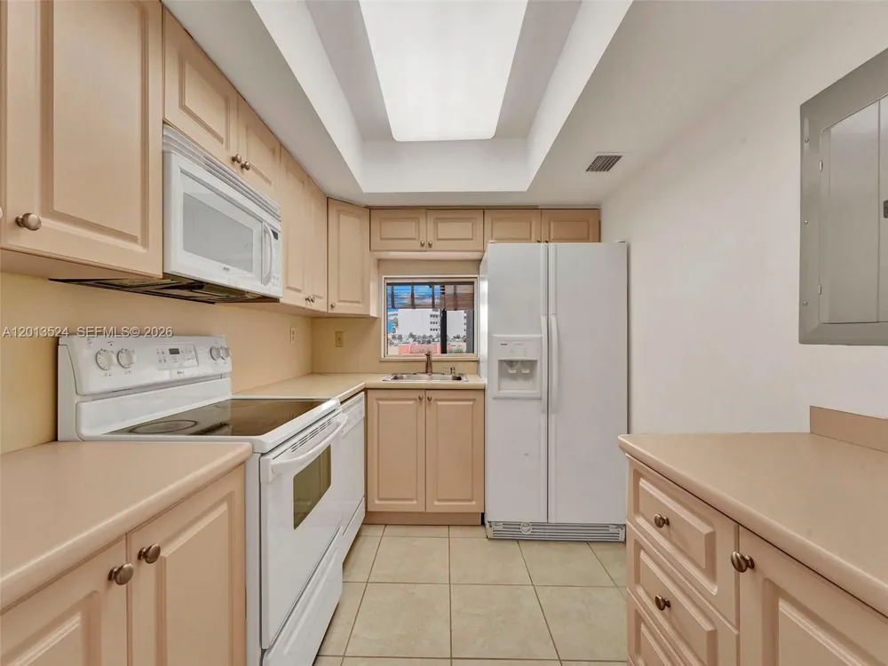 9420 W Flagler St #312 Miami, FL 33174