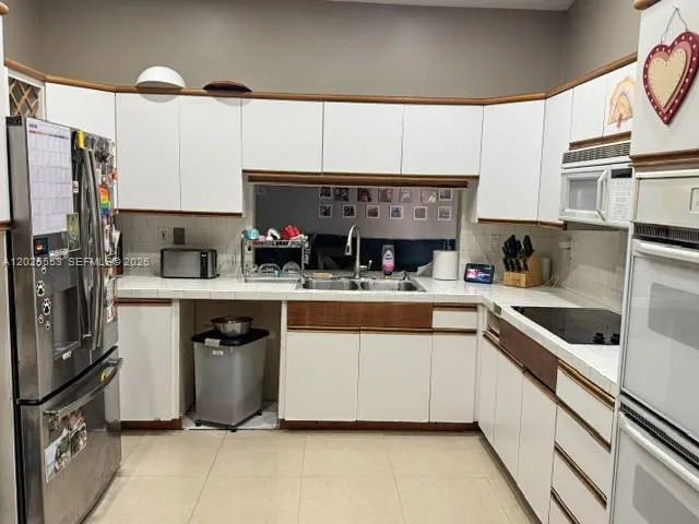 21705 SW 99th Ave Cutler Bay, FL 33190