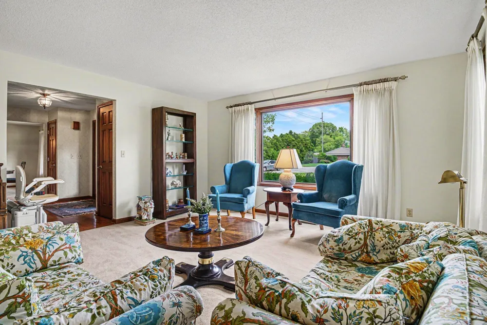 2616 Oakbrook Drive St. Joseph, MI 49085