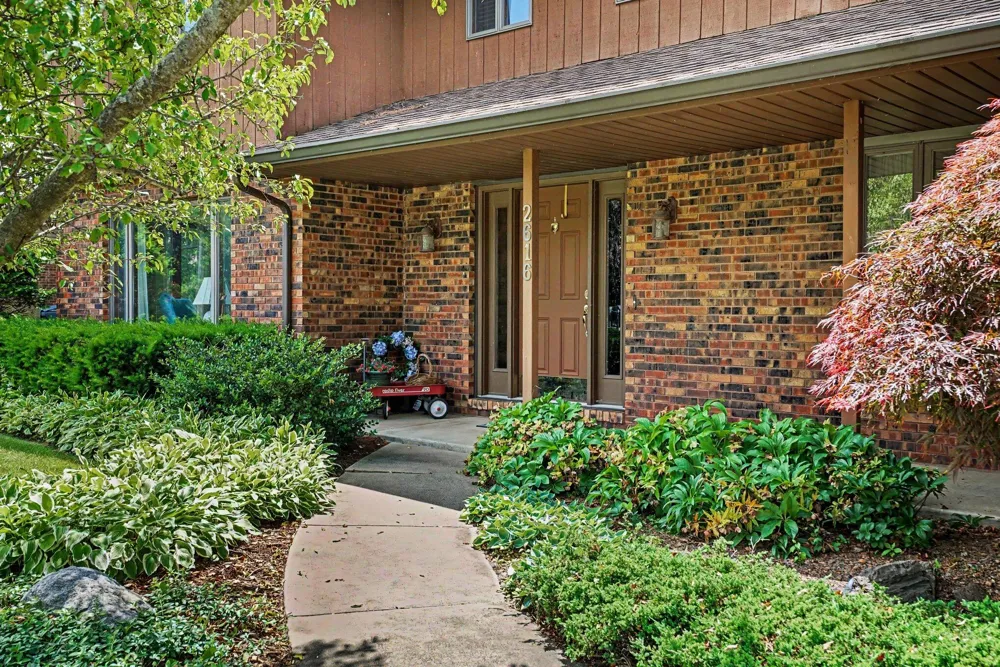 2616 Oakbrook Drive St. Joseph, MI 49085