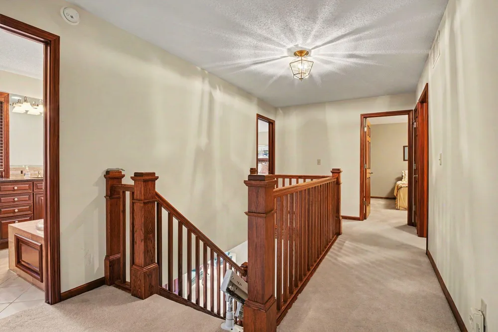 2616 Oakbrook Drive St. Joseph, MI 49085