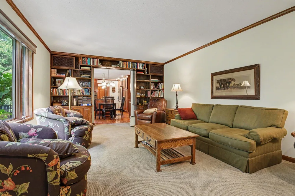 2616 Oakbrook Drive St. Joseph, MI 49085