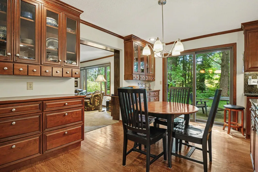 2616 Oakbrook Drive St. Joseph, MI 49085