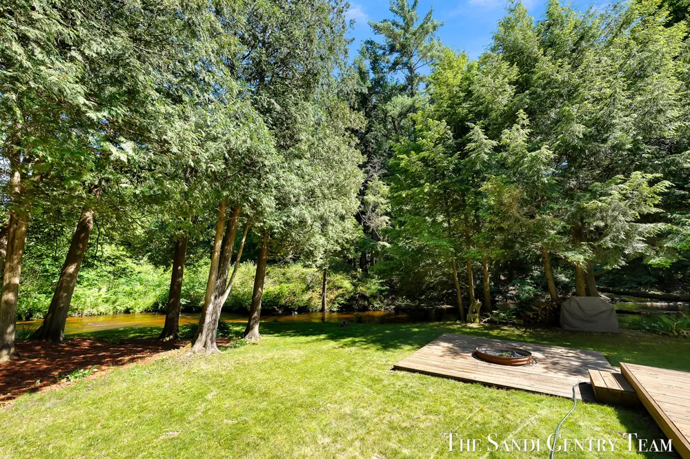 1360 E Bigelow Creek Trail Newaygo, MI 49337