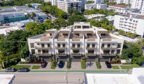 9201 W Bay Harbor Dr