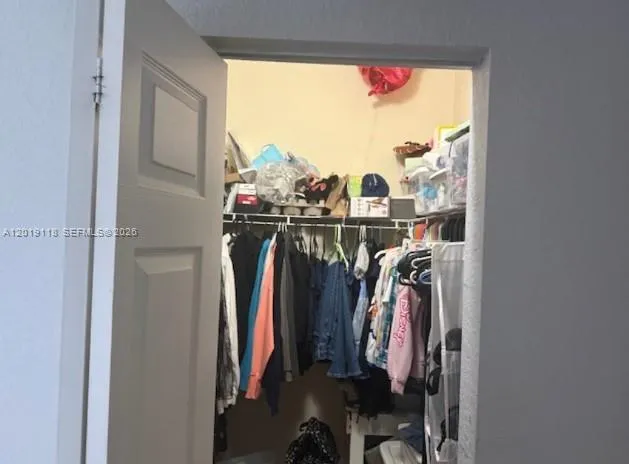 16564 SW 43rd St Unincorporated Dade County, FL 33185