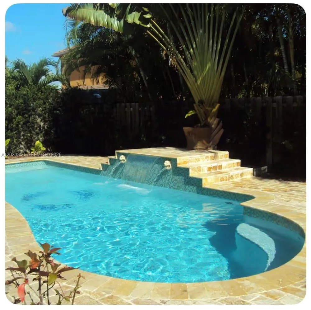 14475 SW 40th St Miami, FL 33175