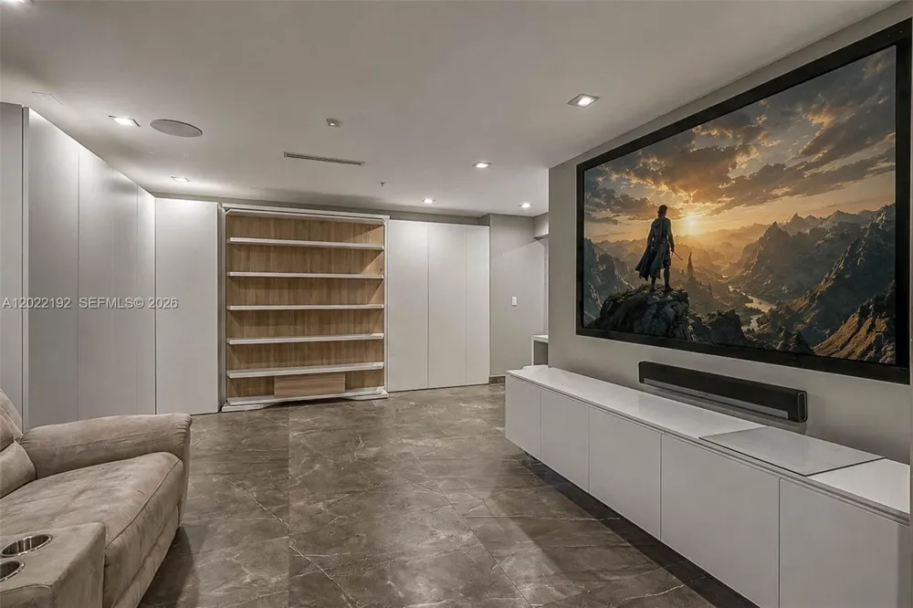 17111 Biscayne Blvd #1405/07 North Miami Beach, FL 33160