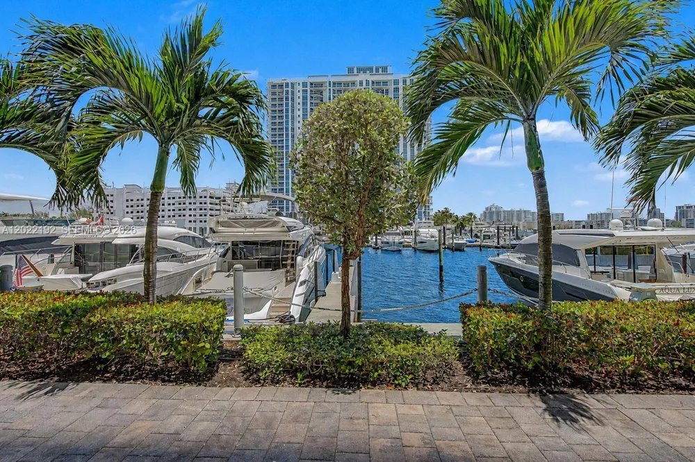 17111 Biscayne Blvd #1405/07 North Miami Beach, FL 33160