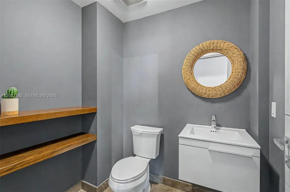17111 Biscayne Blvd #1405/07 North Miami Beach, FL 33160