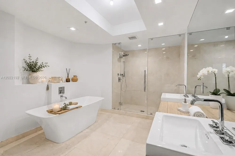 17111 Biscayne Blvd #1405/07 North Miami Beach, FL 33160