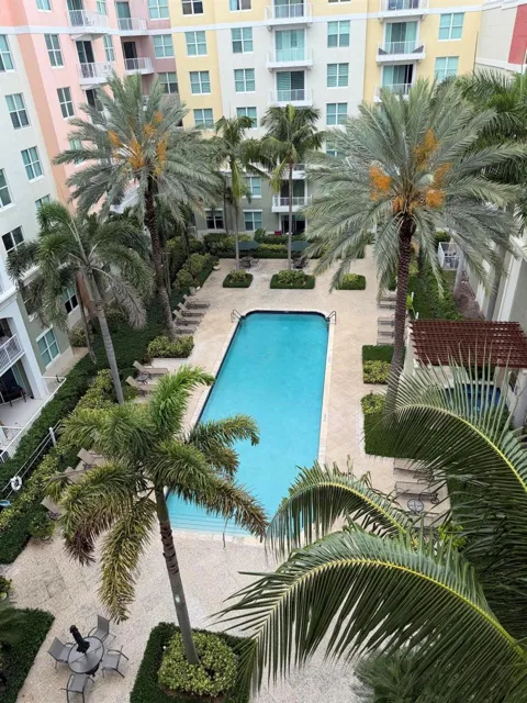 804 E Windward Way #618