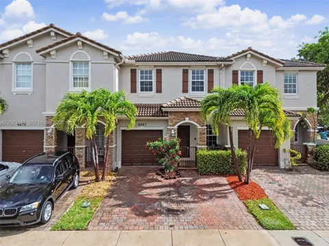 9267 SW 220th Ter