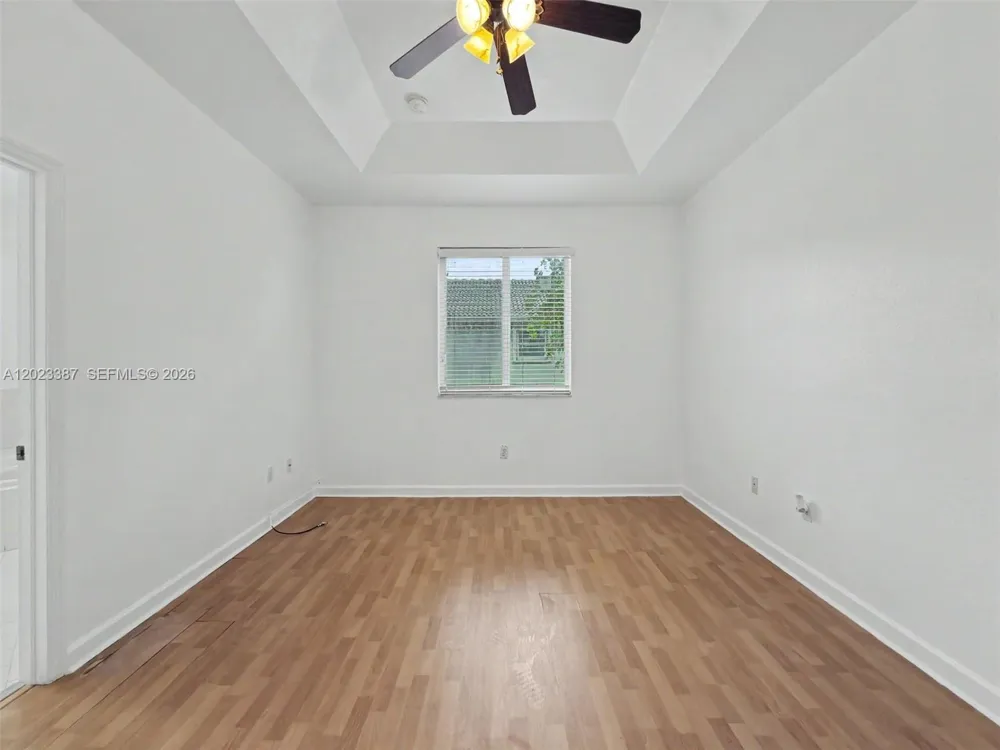 9267 SW 220th Ter Cutler Bay, FL 33190