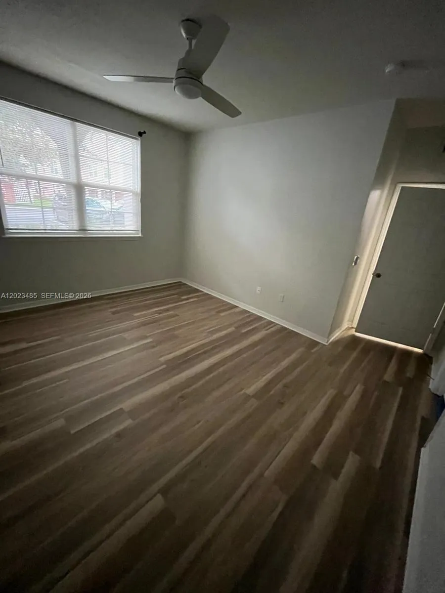 3368 PARKCHESTER SQUARE BLVD #103 Orlando, FL 32835