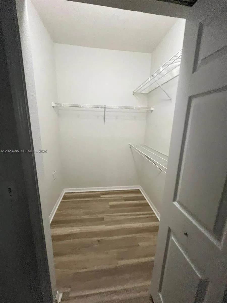 3368 PARKCHESTER SQUARE BLVD #103 Orlando, FL 32835