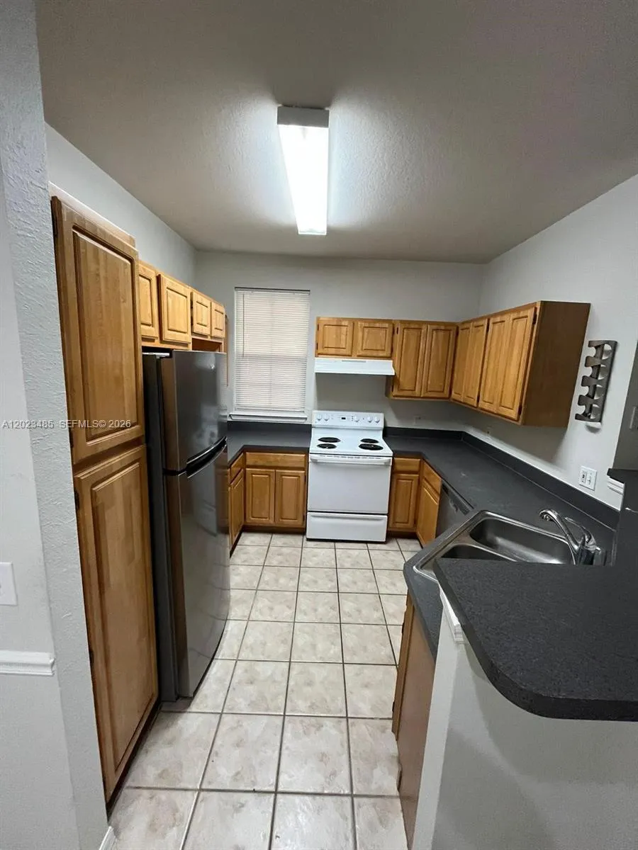 3368 PARKCHESTER SQUARE BLVD #103 Orlando, FL 32835