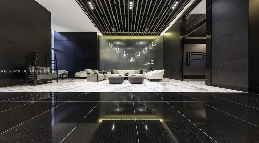 851 NE 1st Ave #1006 Miami, FL 33132