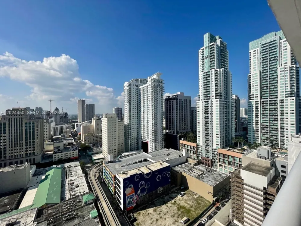 50 Biscayne Blvd #2401 Miami, FL 33132