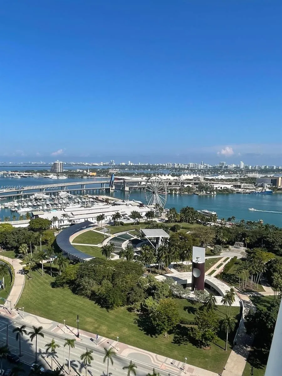 50 Biscayne Blvd #2401 Miami, FL 33132