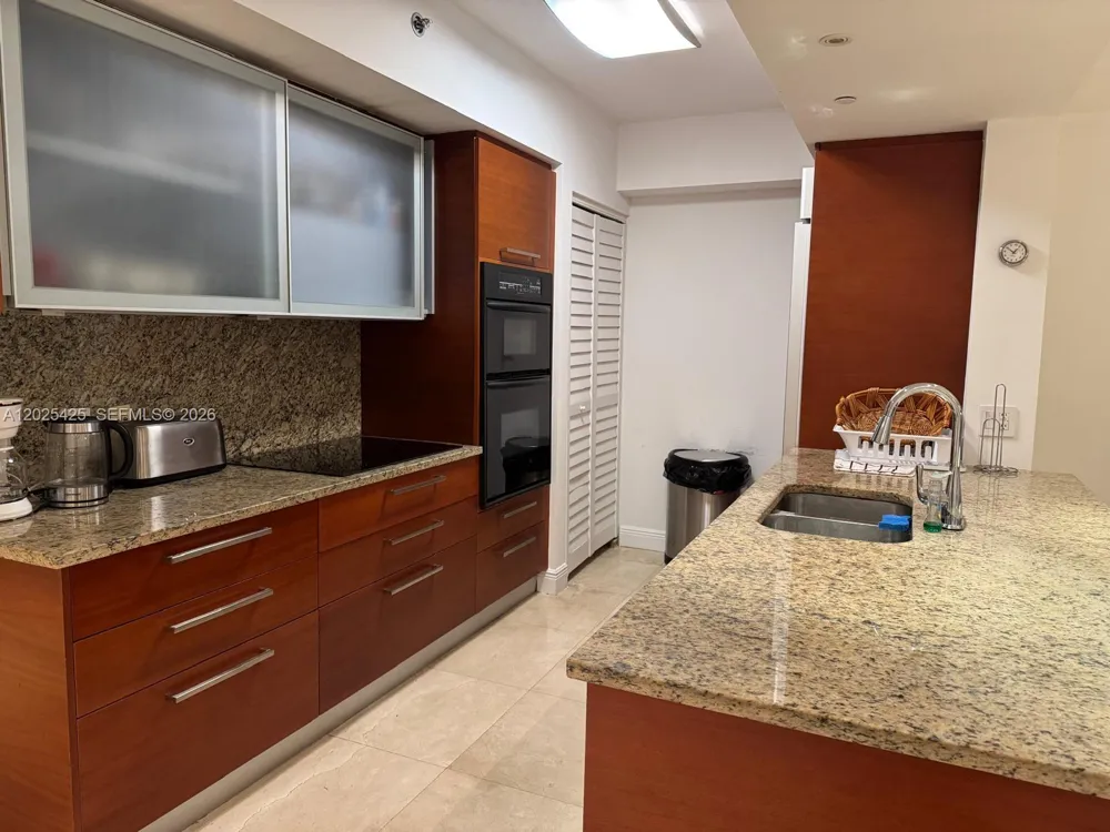 1830 S Ocean Drive #1404 Hallandale Beach, FL 33009