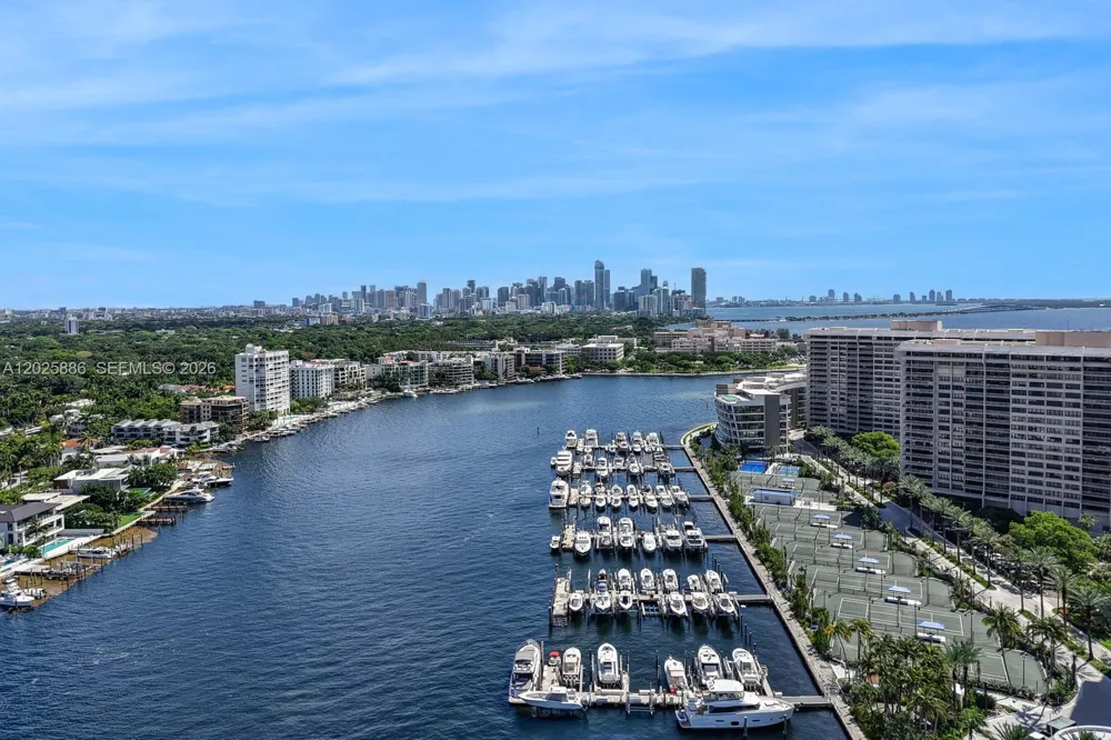 5 Grove Isle Dr #PH-L05 Coconut Grove, FL 33133