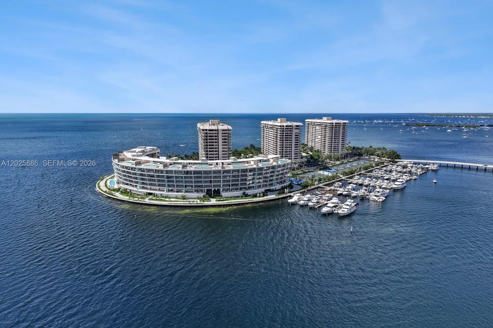 5 Grove Isle Dr #PH-L05 Coconut Grove, FL 33133