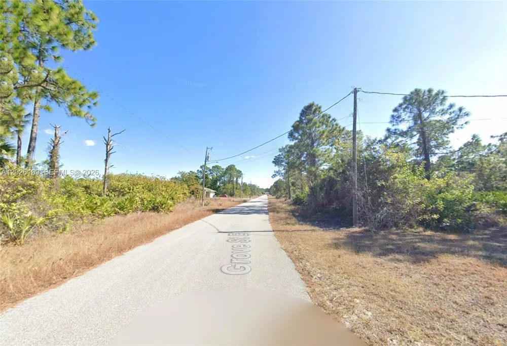 1047 Grove St E Lehigh Acres, FL 33974
