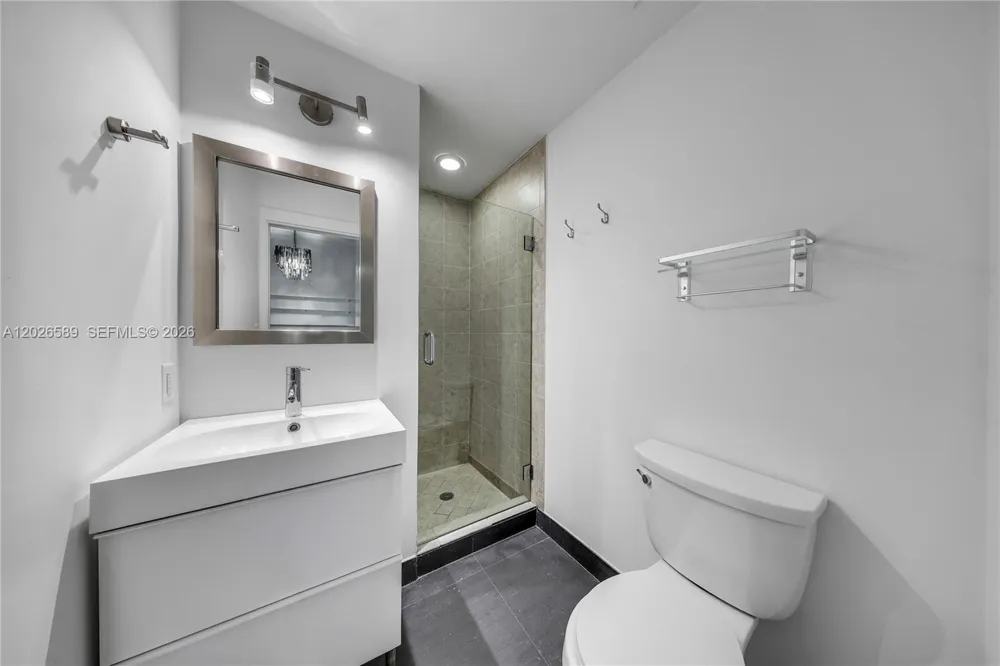 60 SW 13th St #4404 Miami, FL 33130