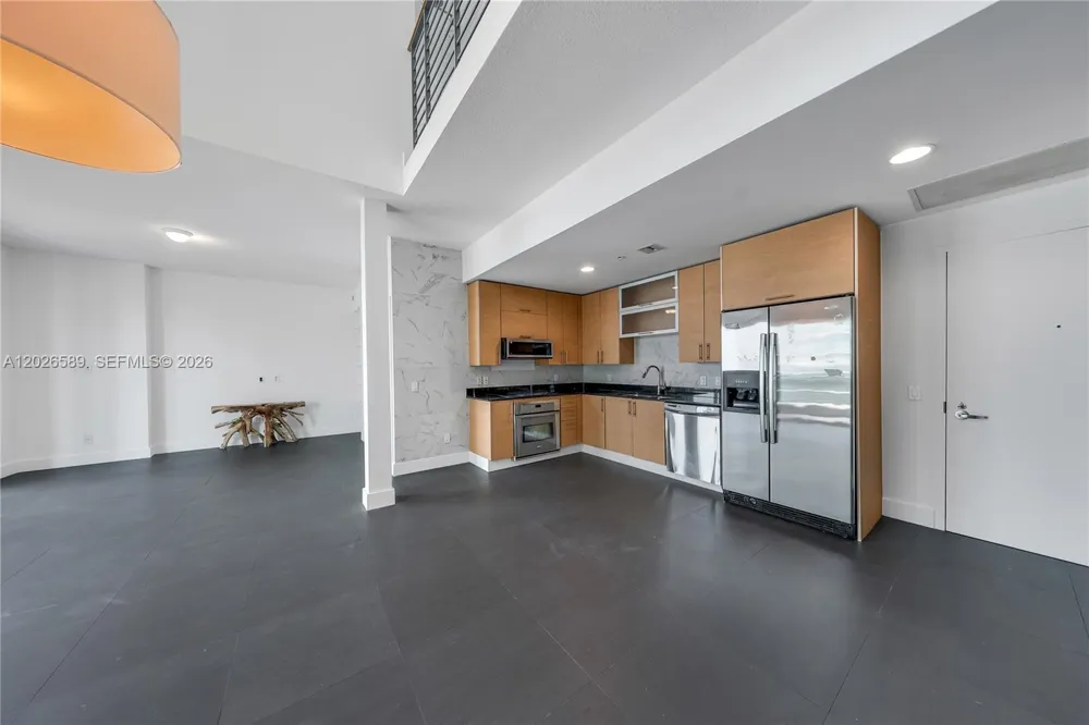 60 SW 13th St #4404 Miami, FL 33130