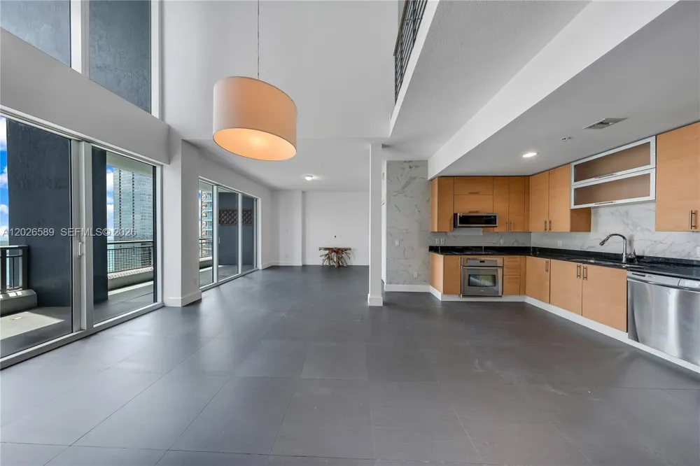 60 SW 13th St #4404 Miami, FL 33130