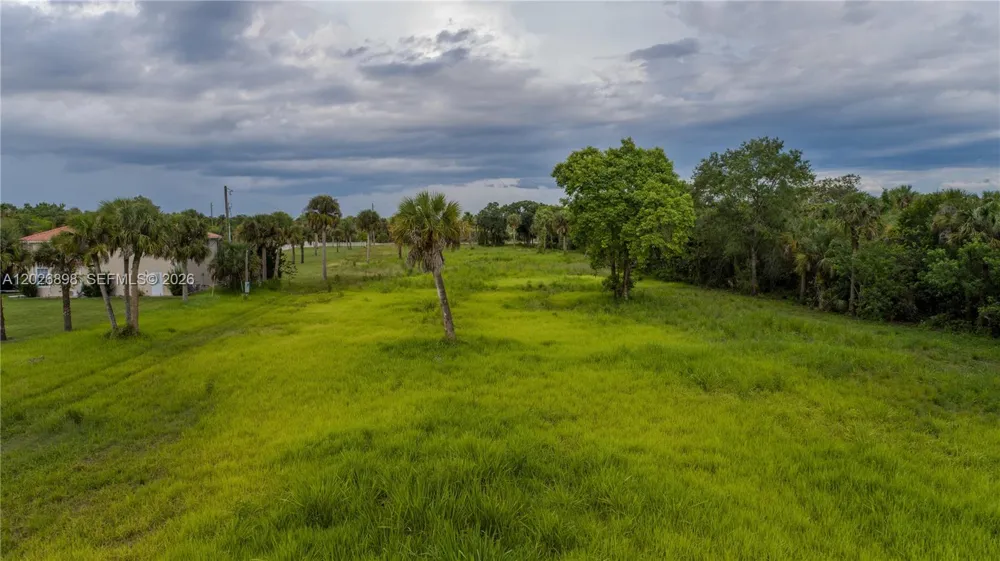 5220 Fort Denuad La Belle, FL 33935