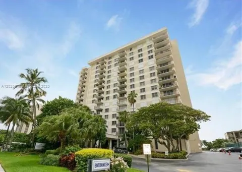 1900 S Ocean Blvd #14P