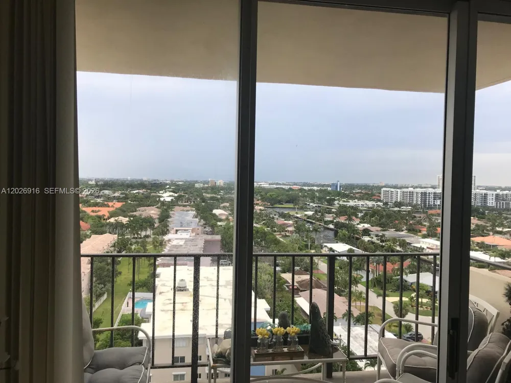 1900 S Ocean Blvd #14P Lauderdale By The Sea, FL 33062