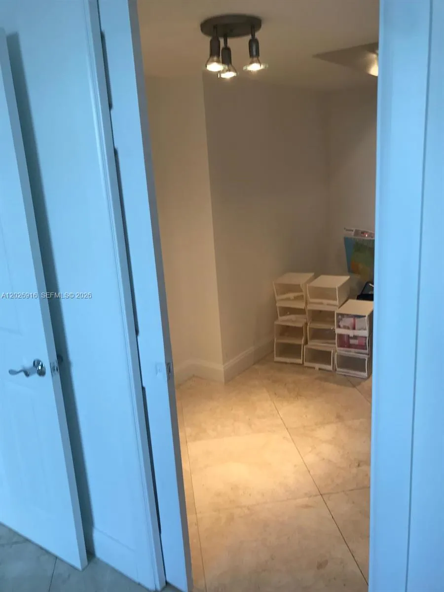 1900 S Ocean Blvd #14P Lauderdale By The Sea, FL 33062