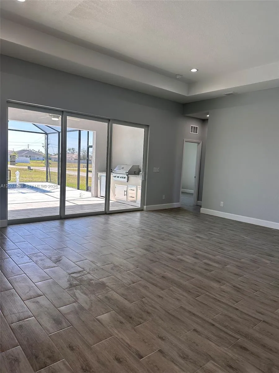 314 NW 16 Cape Coral, FL 33993