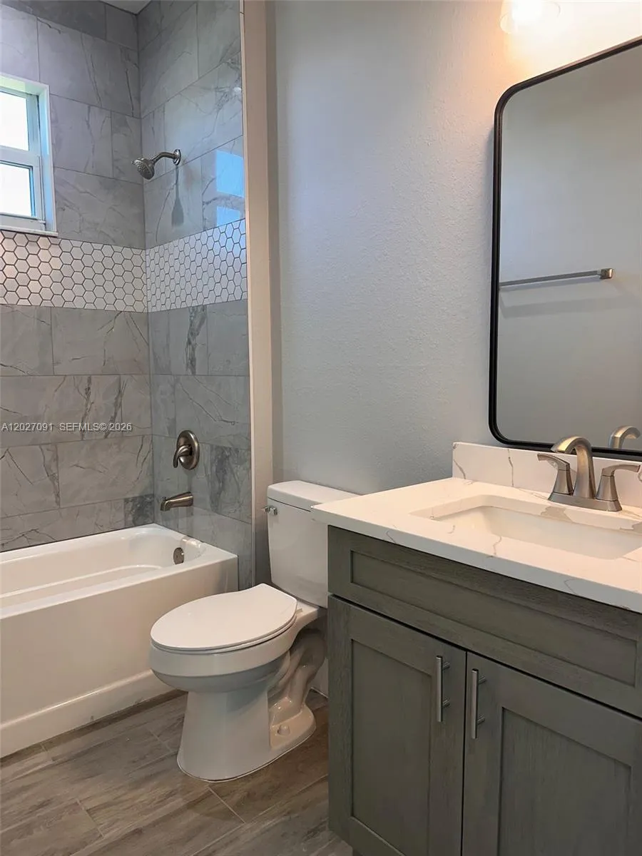 314 NW 16 Cape Coral, FL 33993