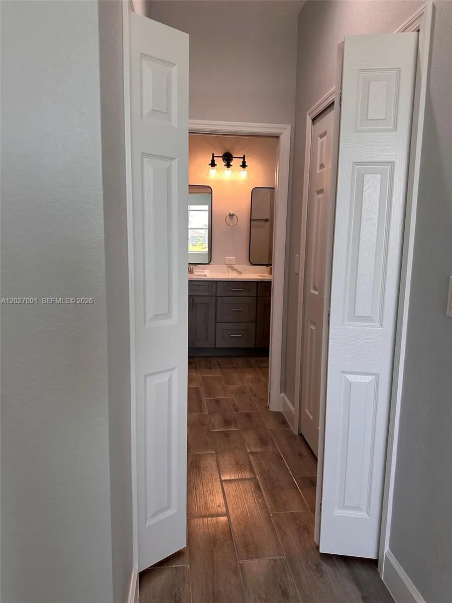 314 NW 16 Cape Coral, FL 33993